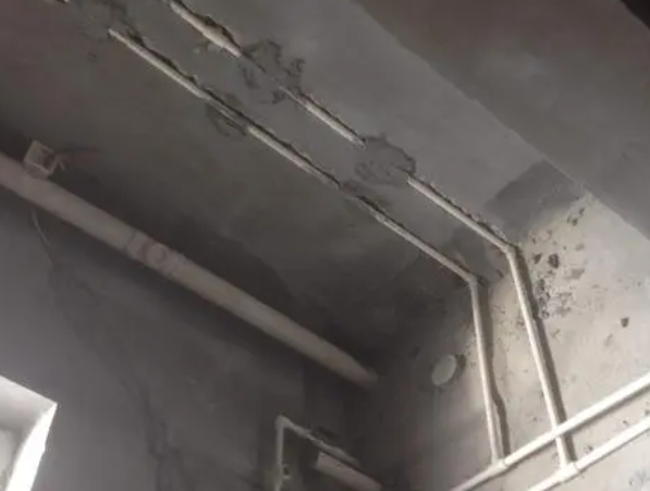 贵港市卫生间漏水维修公司分享下卫生间地漏渗漏维修方案。